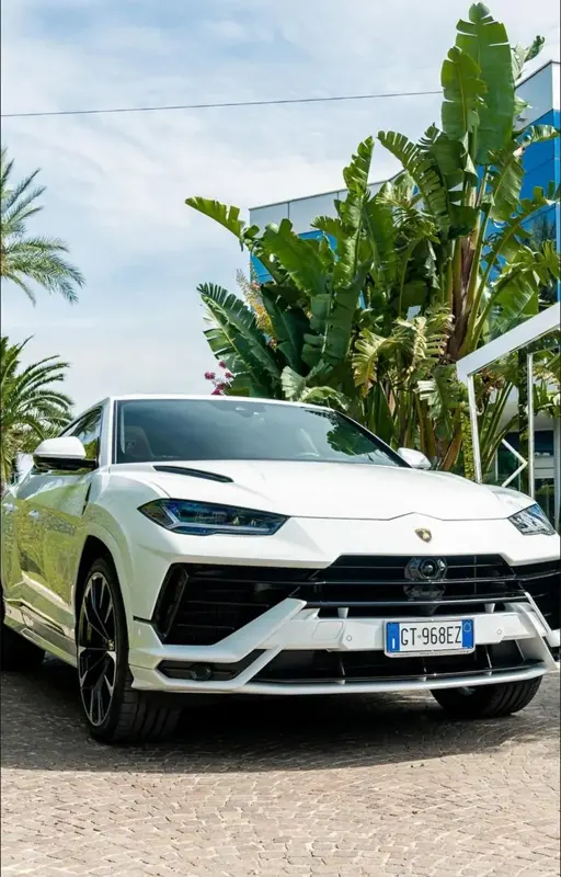 Lamborghini Urus S Bianco Monocerus · 666 CV · SUV 5 posti